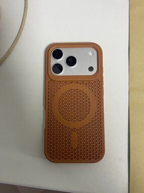 Caramel Brown Honeycomb Case